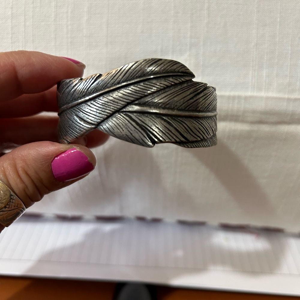 Feather bracelet cuff